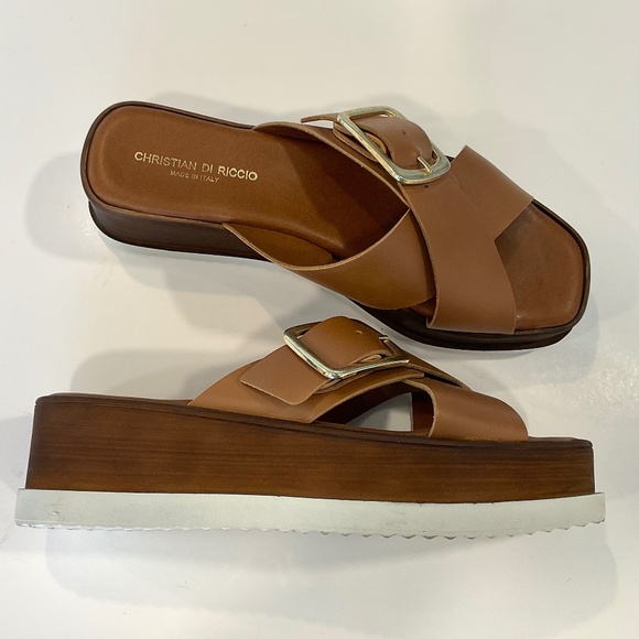 CHRISTIAN DI RICCIO Italy Platform Cross Strap Leather Sandals Size 9 Like New - Picture 2 of 7